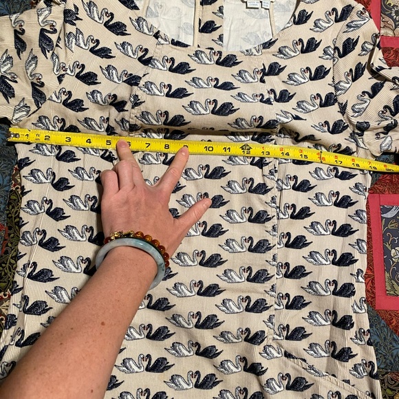 Boden 🦢🦢Amber Dress in Swan Corduroy Size 8L - Picture 4 of 9